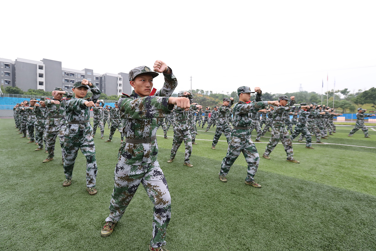 重庆轻工业技工学校民航安全技术管理专业：3+2五年制大专招生