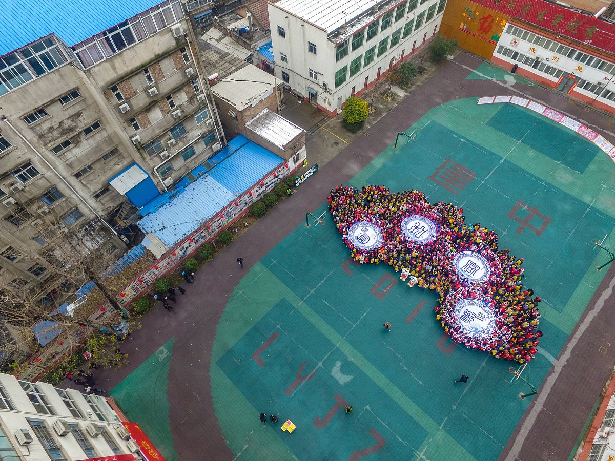 水城县职业技术学校计算机平面设计专业：课程设置、实践能力培养及就业前景