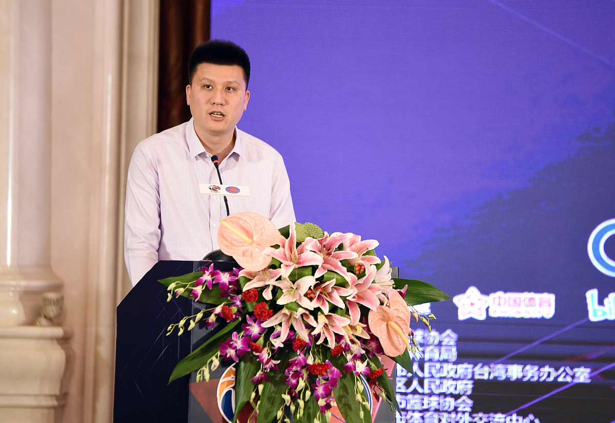 口腔医院种植科室院长在医院成立八周年上说话的发言稿