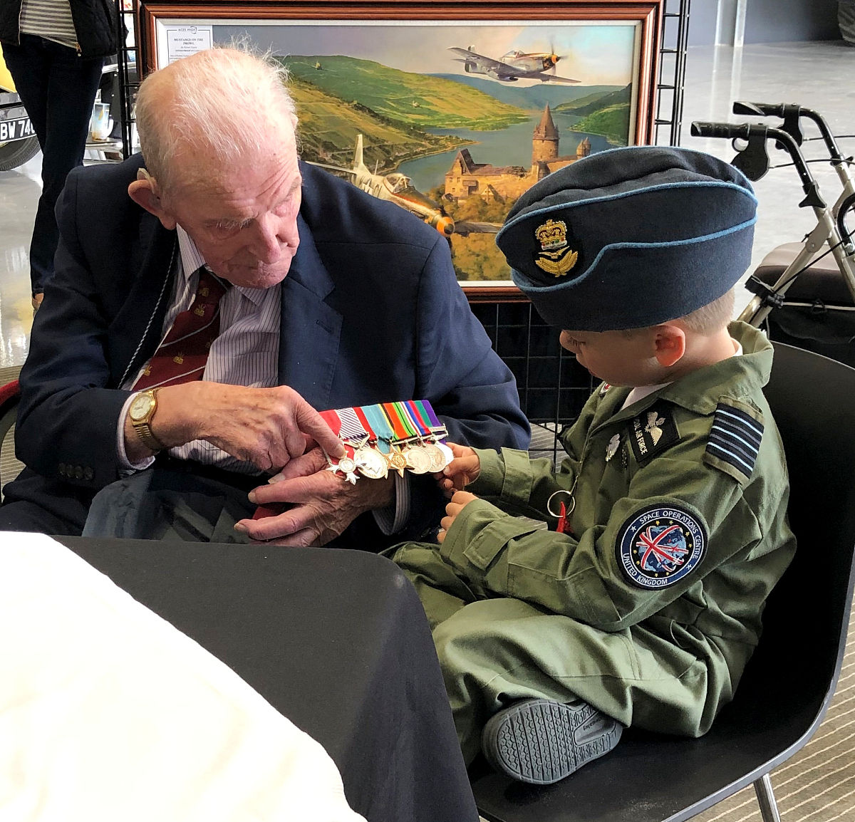 想要一个温暖的抱抱？来这里就对了！