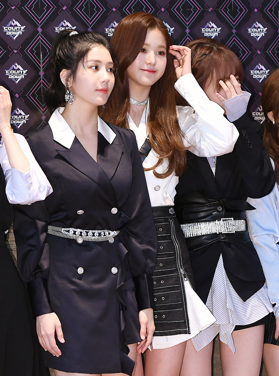 2018年11月15日,首尔,明星参加《m!countdown》 节目彩排.***_***iz*o