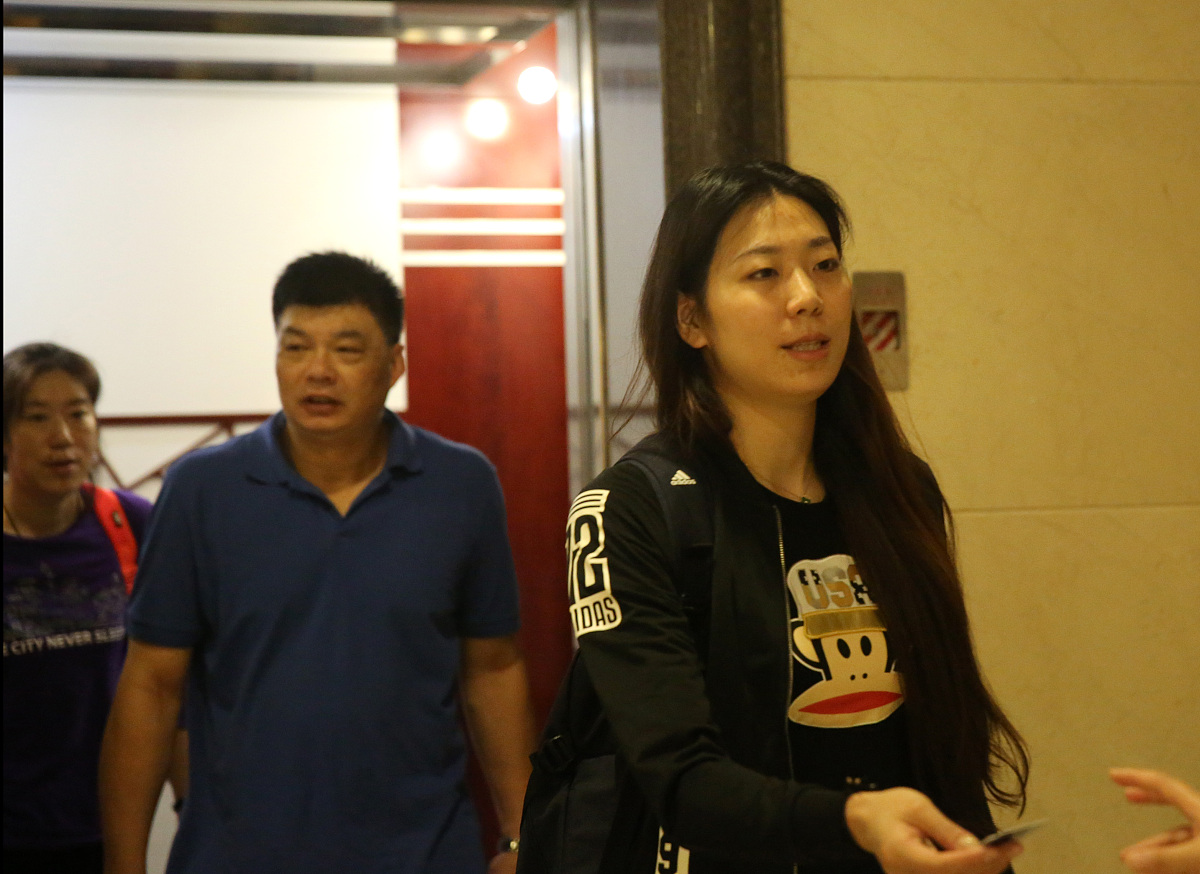 俞觉敏：女排精神薪火相传，20条微博体评论致敬传奇教练
