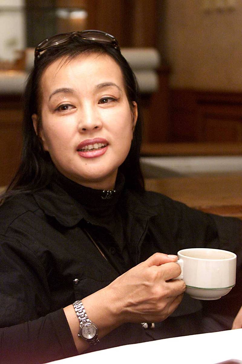 2003年8月15日,记者向刘晓庆的一位律师求证,律师很肯定地表示刘晓庆