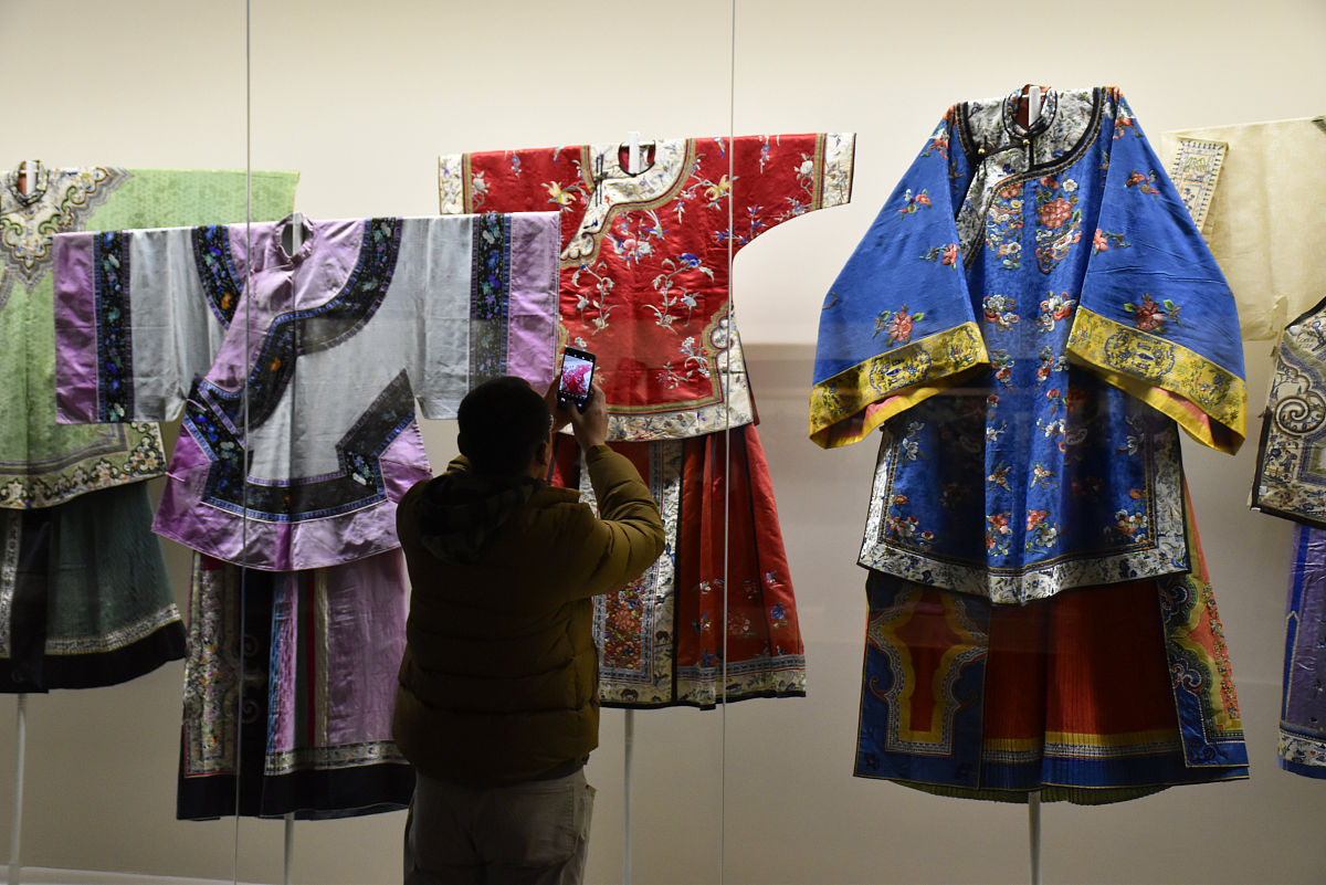 2019年12月26日,北京,"隻立千古——《红楼梦》文化展"正在国家博物馆