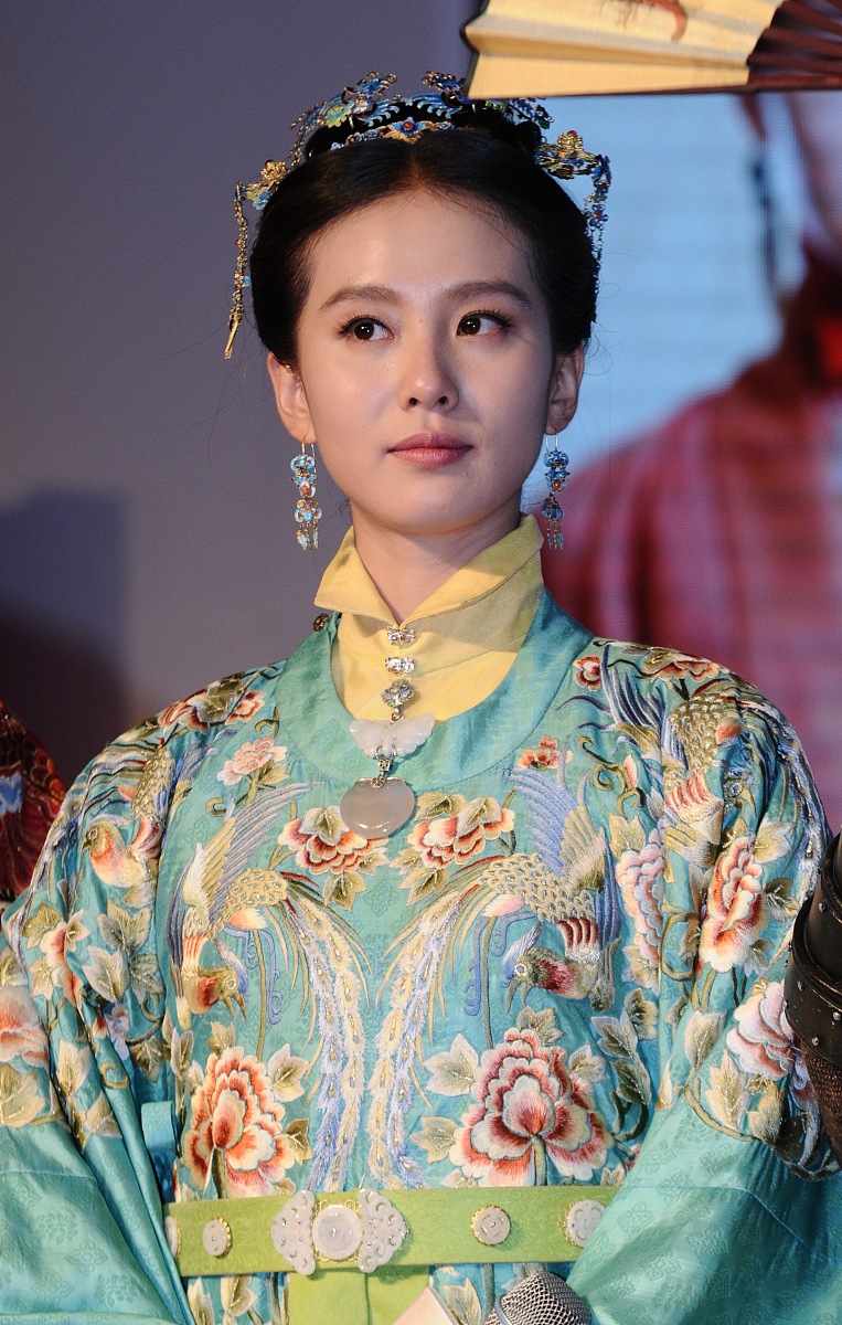 写一篇和凡人修仙传类似的修仙小说