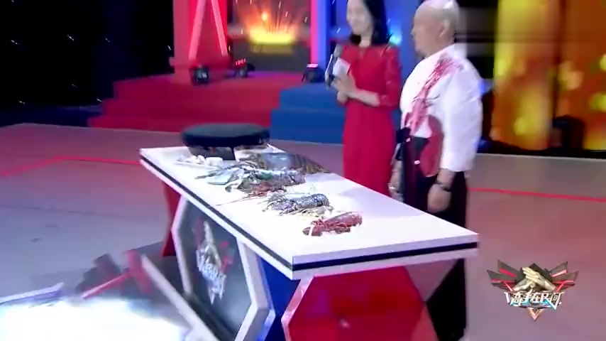龙虾厨神介绍大龙虾,北极大龙虾吓坏众人,主持人直呼你辛苦了
