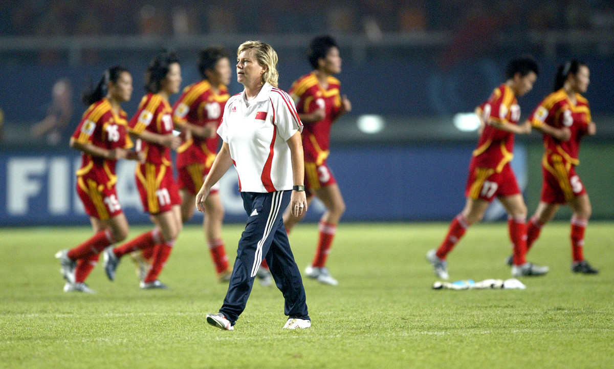 2007年9月15日,中国湖北武汉,2007女足世界杯d组小组赛,中国对阵巴西.