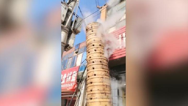 馒头店架起23层蒸笼,网友:哪层先熟