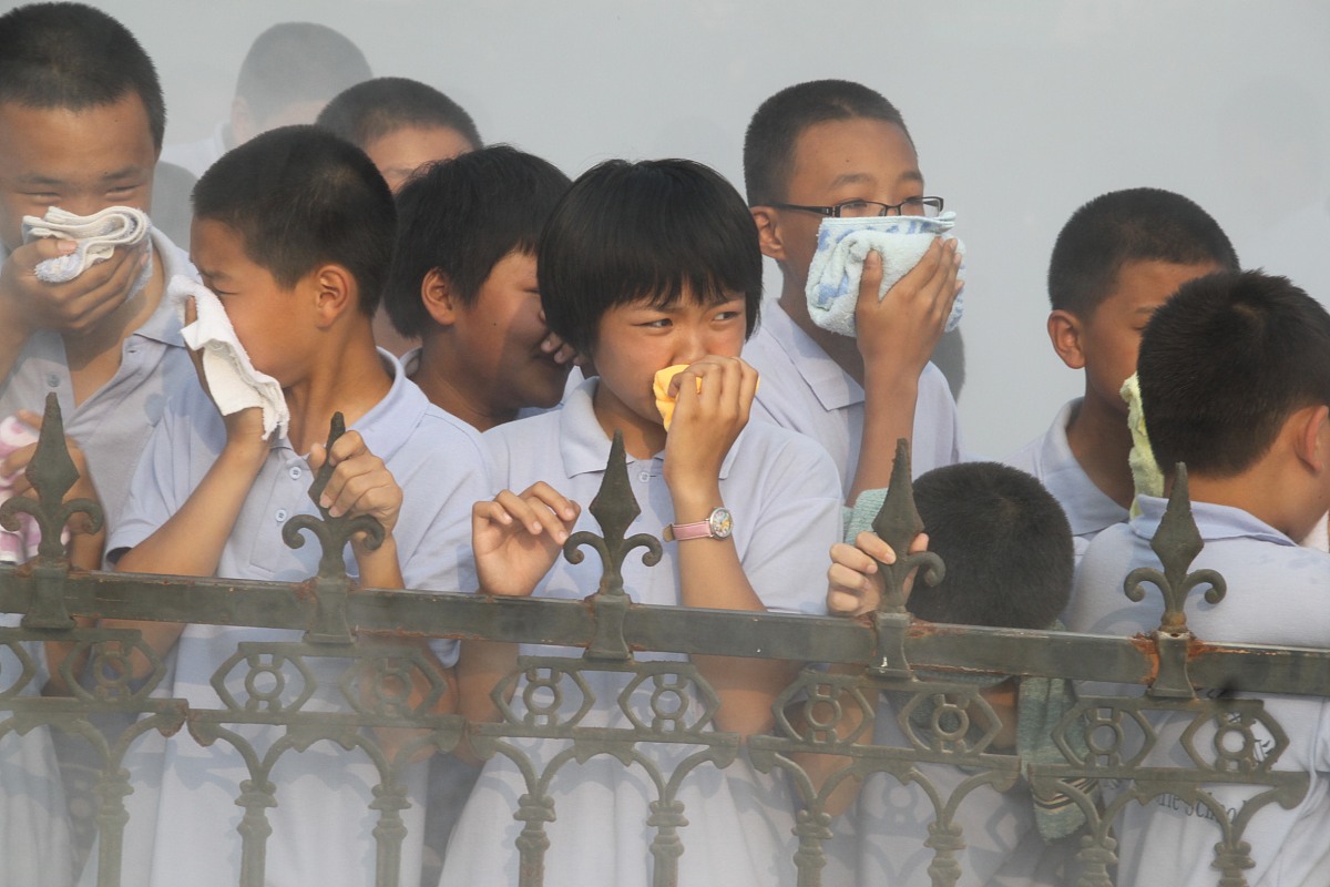 干粉灭火器使用指南：步骤详解及安全注意事项