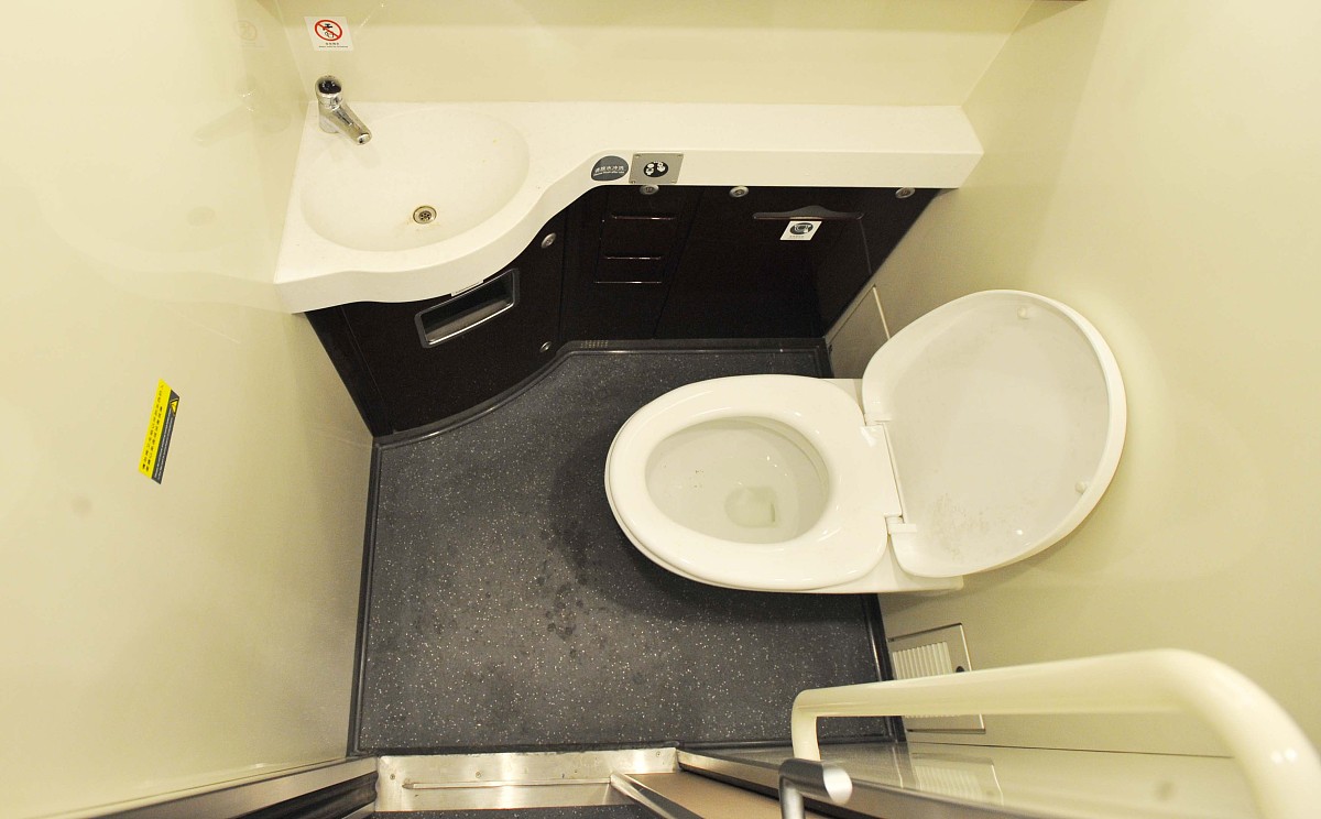 贵阳卫生学校就业前景：医学领域广阔发展空间