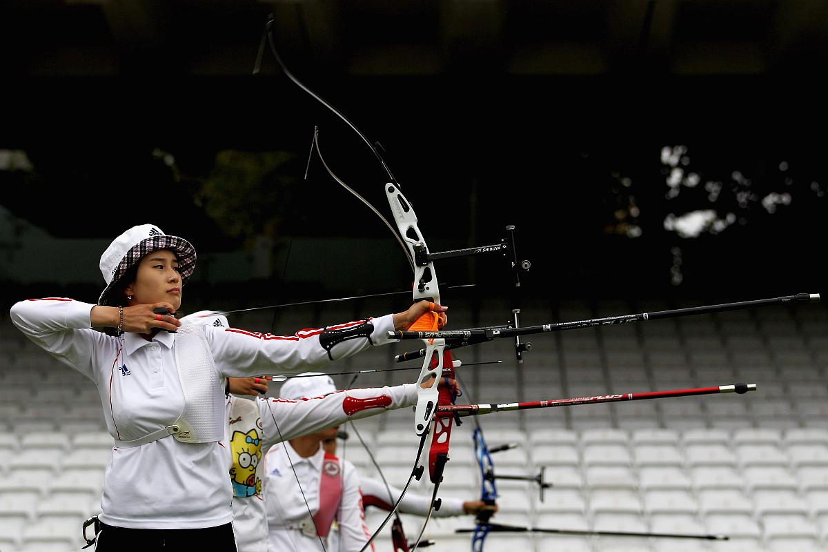2011年10月5日,伦敦,2012伦敦奥运会射箭预选赛赛况.***_***london, e