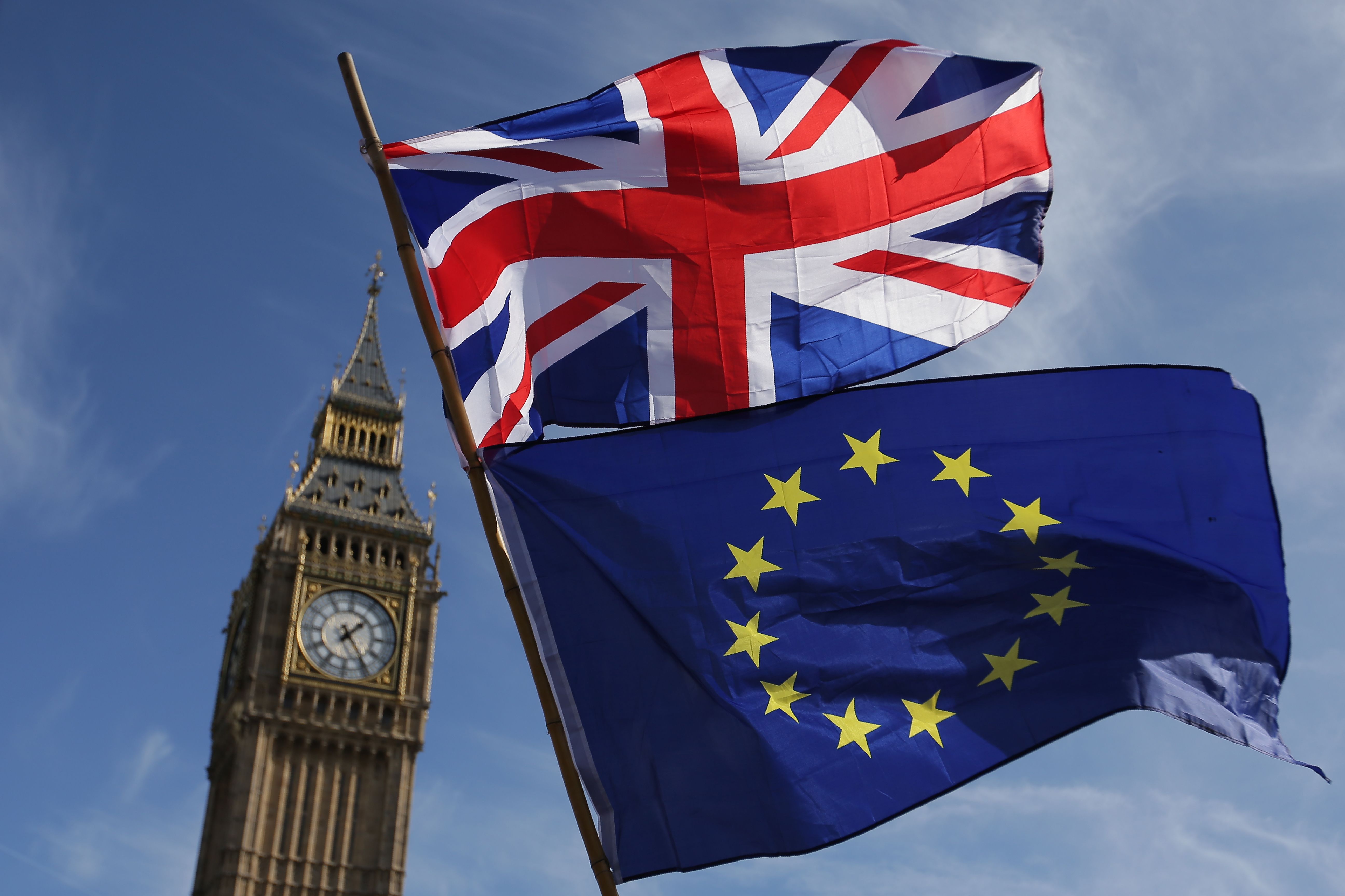 英国与欧盟就“脱欧”协议内容达成一致