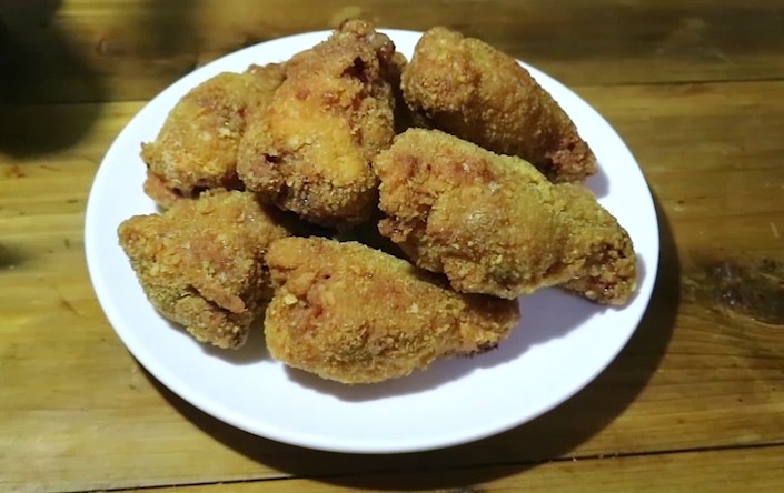 鸡翅根怎么做好吃?教你在家做脆皮鸡翅根,香脆美味不输肯德基