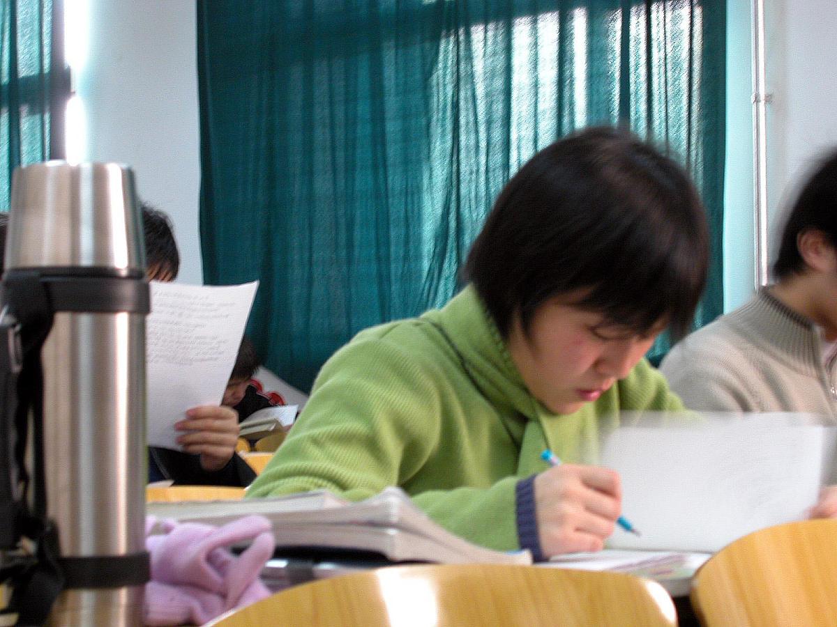 2003年全国硕士研究生入学考试将在1月18日,19日举行.+++_+++研究生,