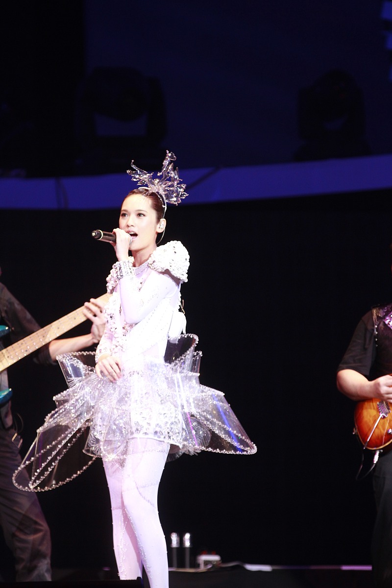 2012年12月16日,香港,杨丞琳"为爱启丞"世界巡回演唱会.***_***杨丞琳