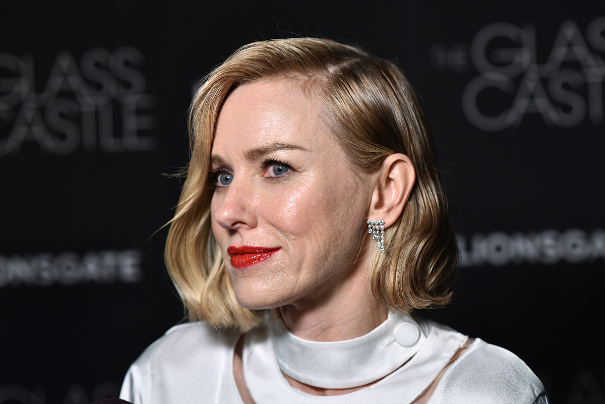 男主救女主受伤小说推荐：暖心爱情，生死相依