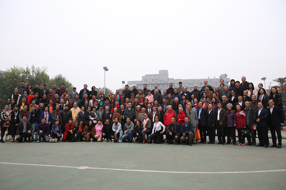 陕西省建筑材料工业学校彩虹集团班入学条件：培养建筑材料工业人才的摇篮