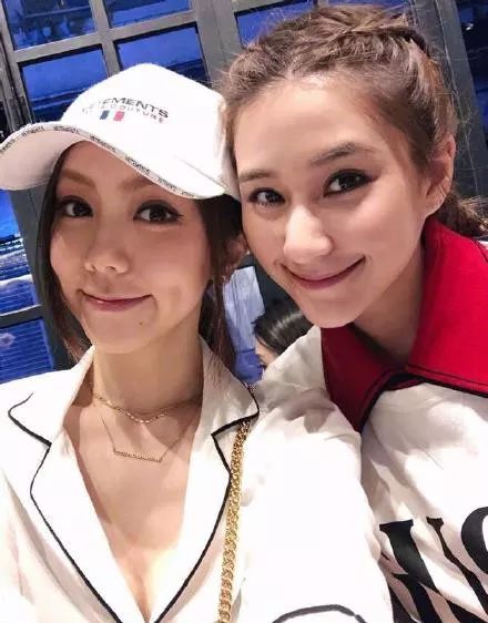 他承认恋情了！现女友和曾经的绯闻女友还有特殊关系？