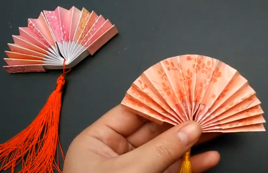 漂亮的古风小扇子折纸,女生都喜欢抢着学