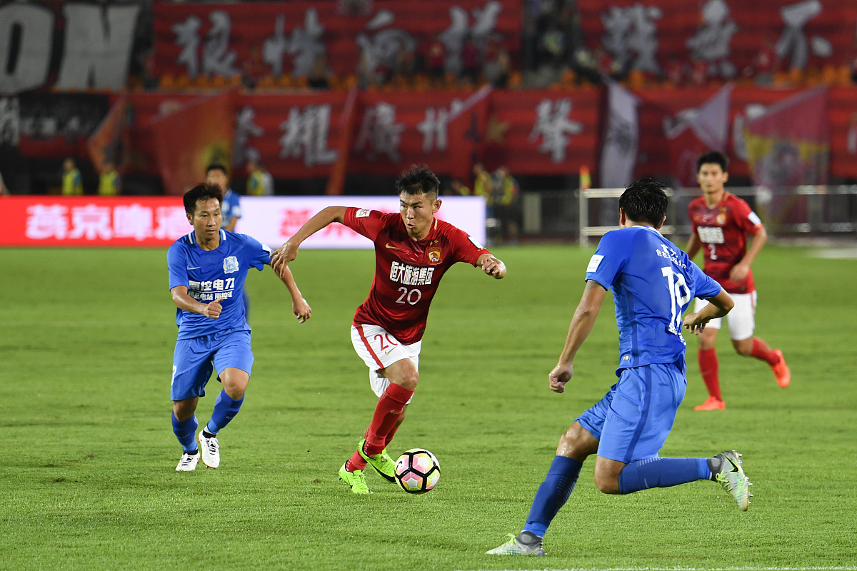 2017足协杯1/4决赛次回合:广州恒大淘宝vs广州富力
