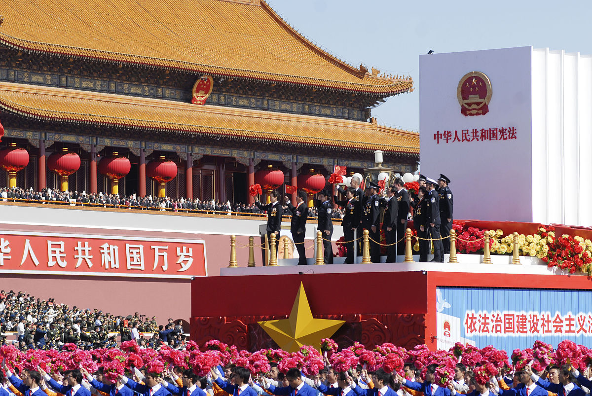 人本主义：以人为本的哲学和道德理念