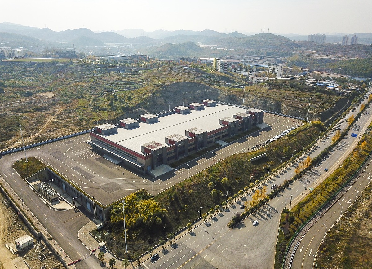贵阳航空学院是本科院校，并非大专学校
