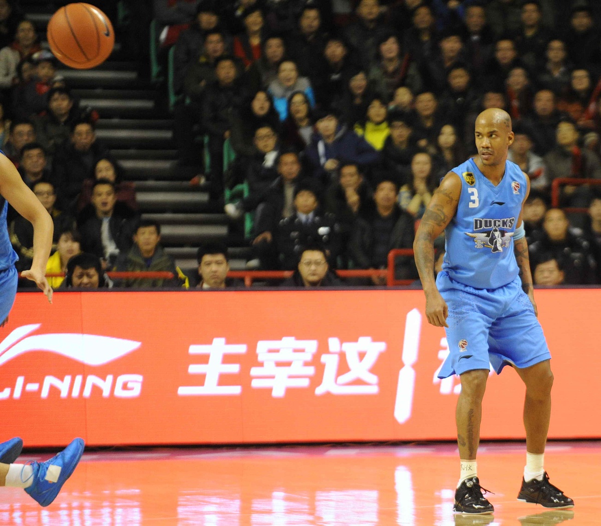 2012年11月30日,本溪,12/13cba第3轮,辽宁衡业104-109北京金隅.***_**