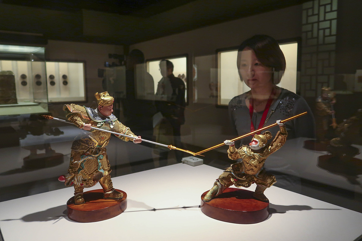 ***_***2018年11月15日 ,"千文万华——中国历代漆器艺术展"在上海博