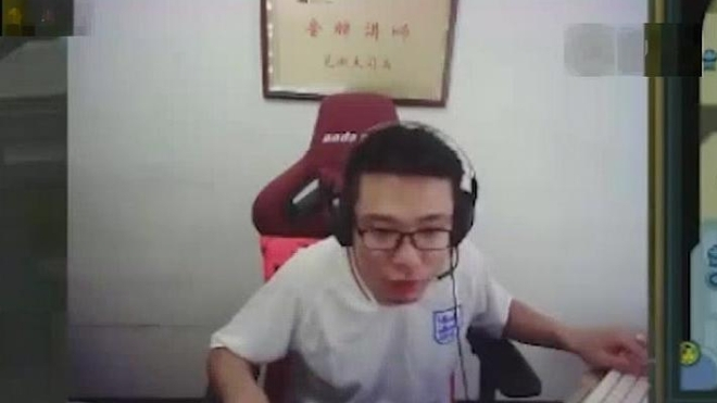 大司马:我的抹布吸很帅,你给几分?9.5分少一分都不干!