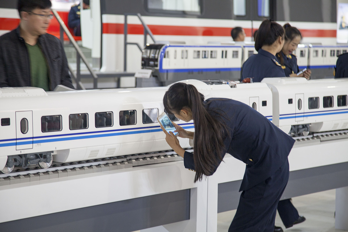 贵州2023年女生学什么轨道交通专业好？