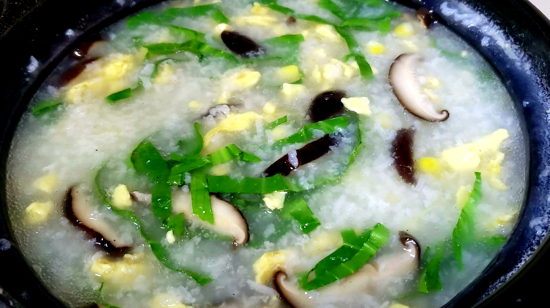 大米粥这样煮才正确,润燥又补钙,做早餐20分钟就完成,好喝实在