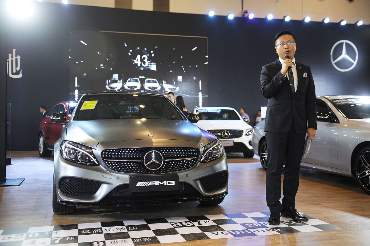奔驰汽车 - 豪华、安全、科技的完美融合