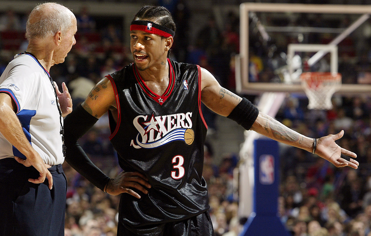 2005年4月26日,nba季后赛首轮第2回合,费城76人客场84-99负于底特律活