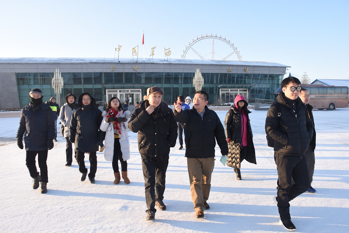 完整的拓展实施方案：内容详解及步骤