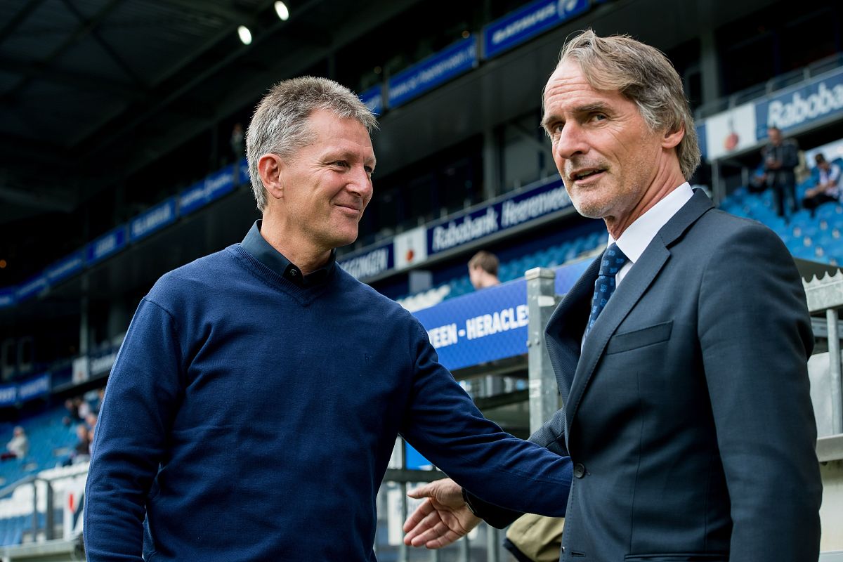 (<strong>l</strong>-r) coach frank wormuth of heracles almelo, coach jan olde