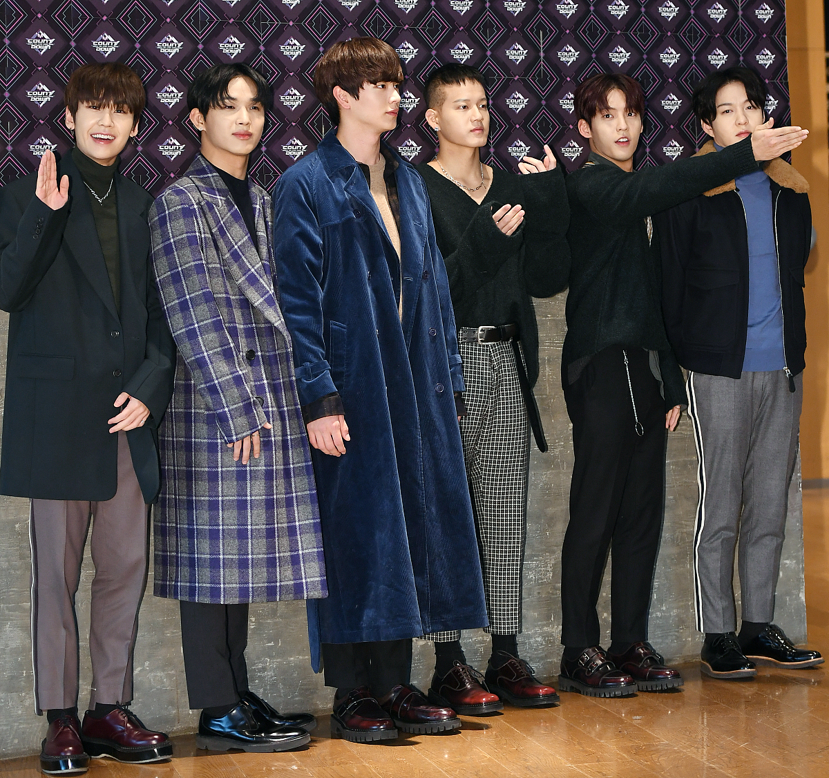 2018年11月15日,首尔,明星参加《m!countdown》 节目彩排.***_***btob