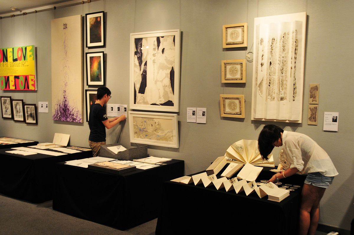 一般来说从客观情况出发办一场某一个大学一个学院的毕业设计展览某要多少资金