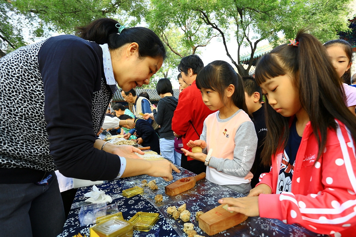 中秋国庆双节校园活动精彩纷呈，等你来参加！