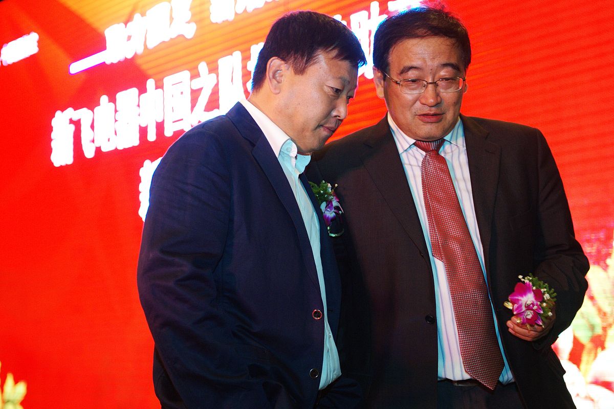 韦迪,国奥代理主教练孙卫2010年9月19日,北京,"助力国足 新跃飞扬"新