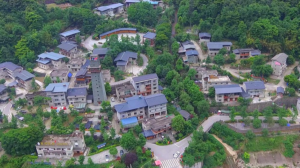 [图]浴火重生的四川绵阳北川第一村——吉娜羌寨航拍