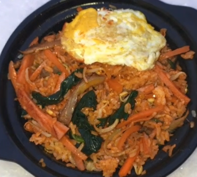 在家就能做石锅拌饭,不用出去叫外卖了