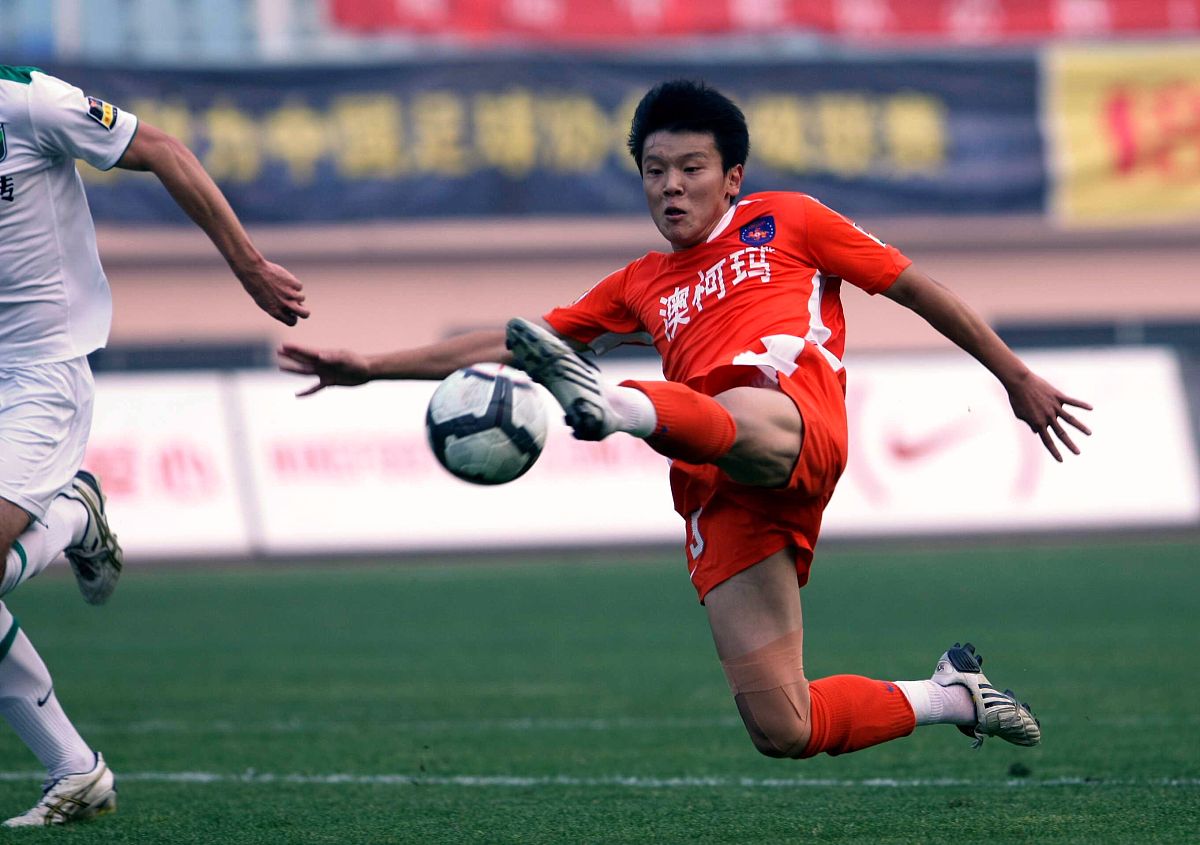 青岛第二技术学校招生办联系电话