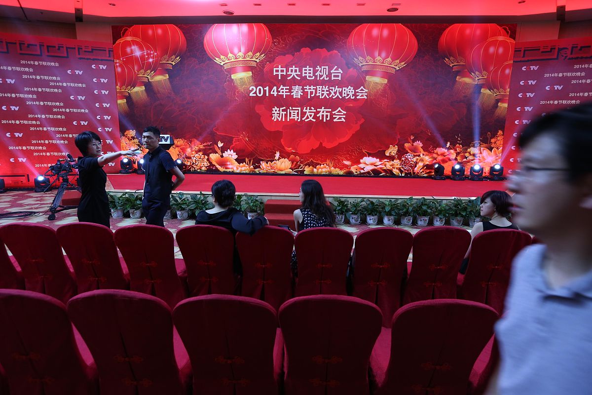 详细论述目前大型线下演出活动存在的问题