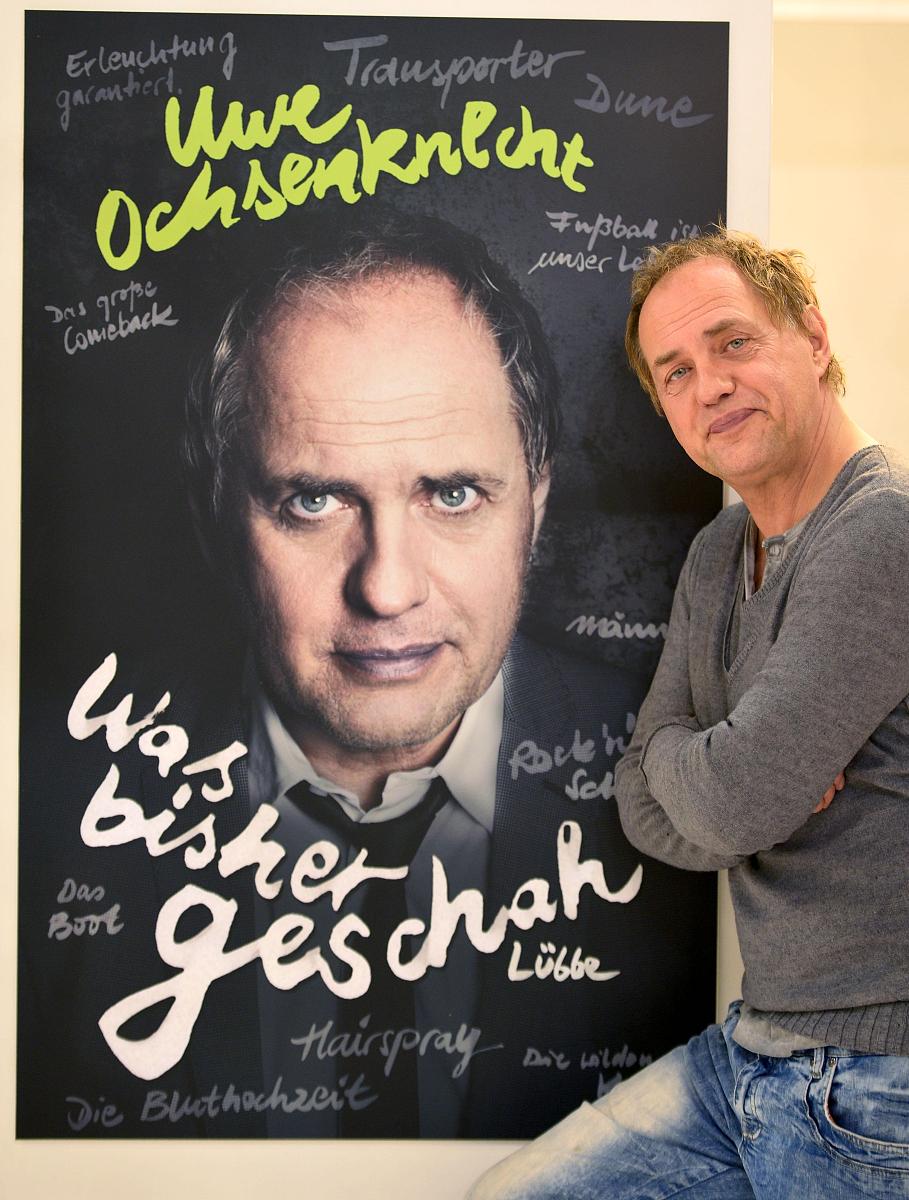 请你帮我写一份【了不起的盖茨比】的故事分享用英文写在用中文翻译