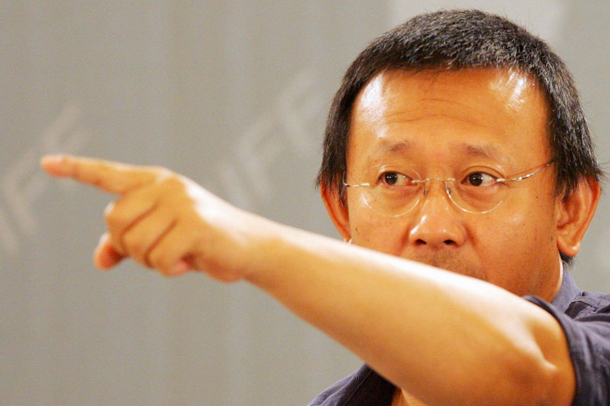 把下列的话换一种说法：三条总结的过程也是一个逼迫自己不断向上攀登认知更高峰的过程对越复杂问题进行三条总结越需要你站在更高的高度进行更高水平的归纳总结和提炼。完成了对越复杂问题的三条总结也就完成了一次自己认知的越大飞跃。