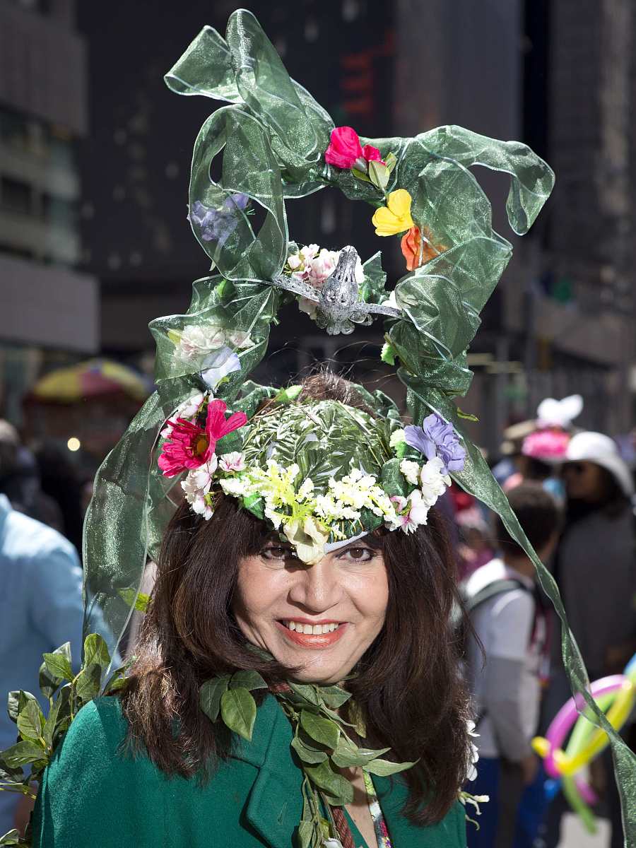 当地时间2014年4月20日,美国纽约民众参与复活节游行.复活节游行与一