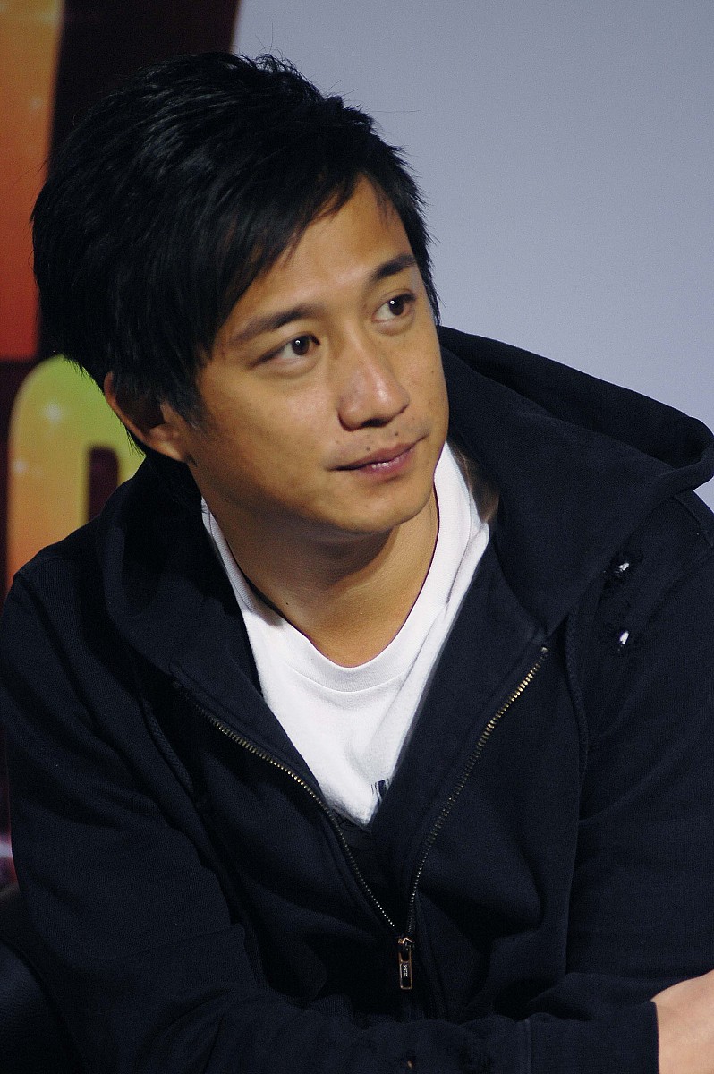 2008年11月11日,北京,电影《爱情呼叫转移2》官网启动仪式举行.黄磊++
