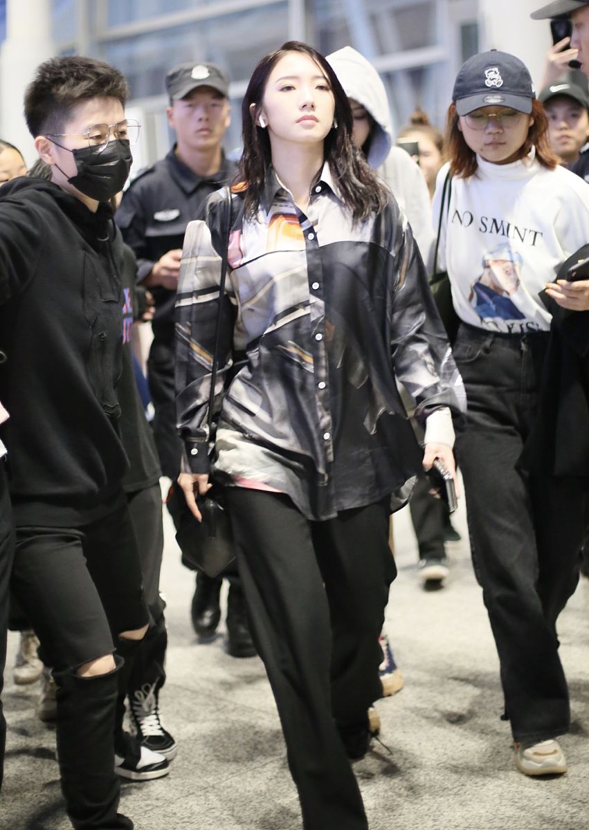 帮我起一个酷一些的中文账号昵称