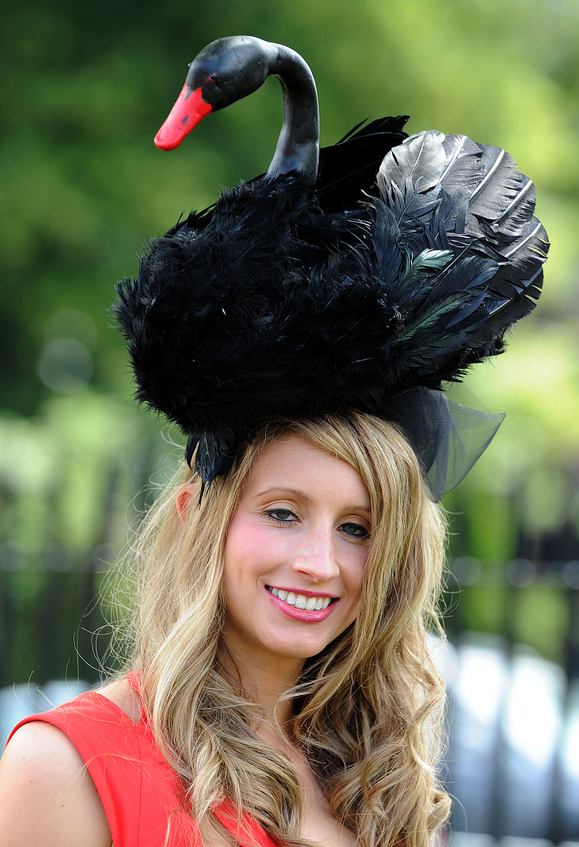 2011年6月16日,英国阿斯克特,英国皇家赛马会(royal ascot)进入第三天