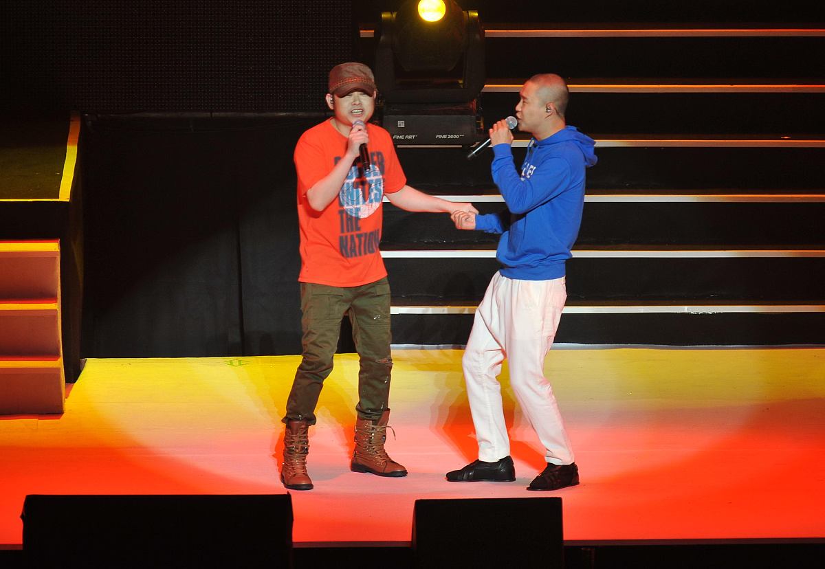 2011年5月21日,北京,2011刀郎"谢谢你"巡回演唱会的首站演出在北京万